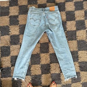 Size 28 Levi’s great condition
